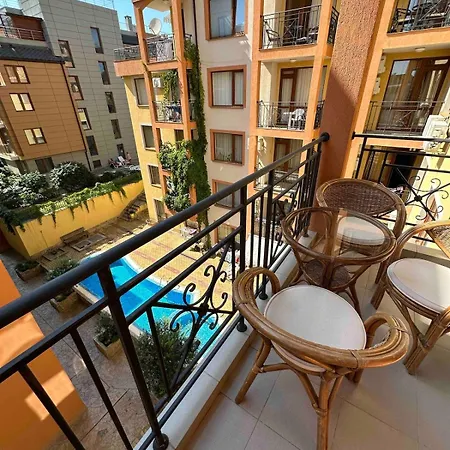 Apartment свети влас комплекс викторио *